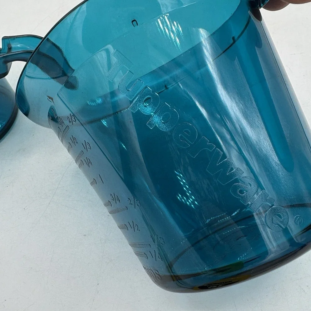 Tupperware Measuring Cups Micro Pitcher Nesting 2 Piece Set Blue Teal 1 & 2 Cup